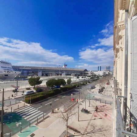 Spacieux Et Lumineux Appartement Vue Mer Joliette Marseille Luaran gambar
